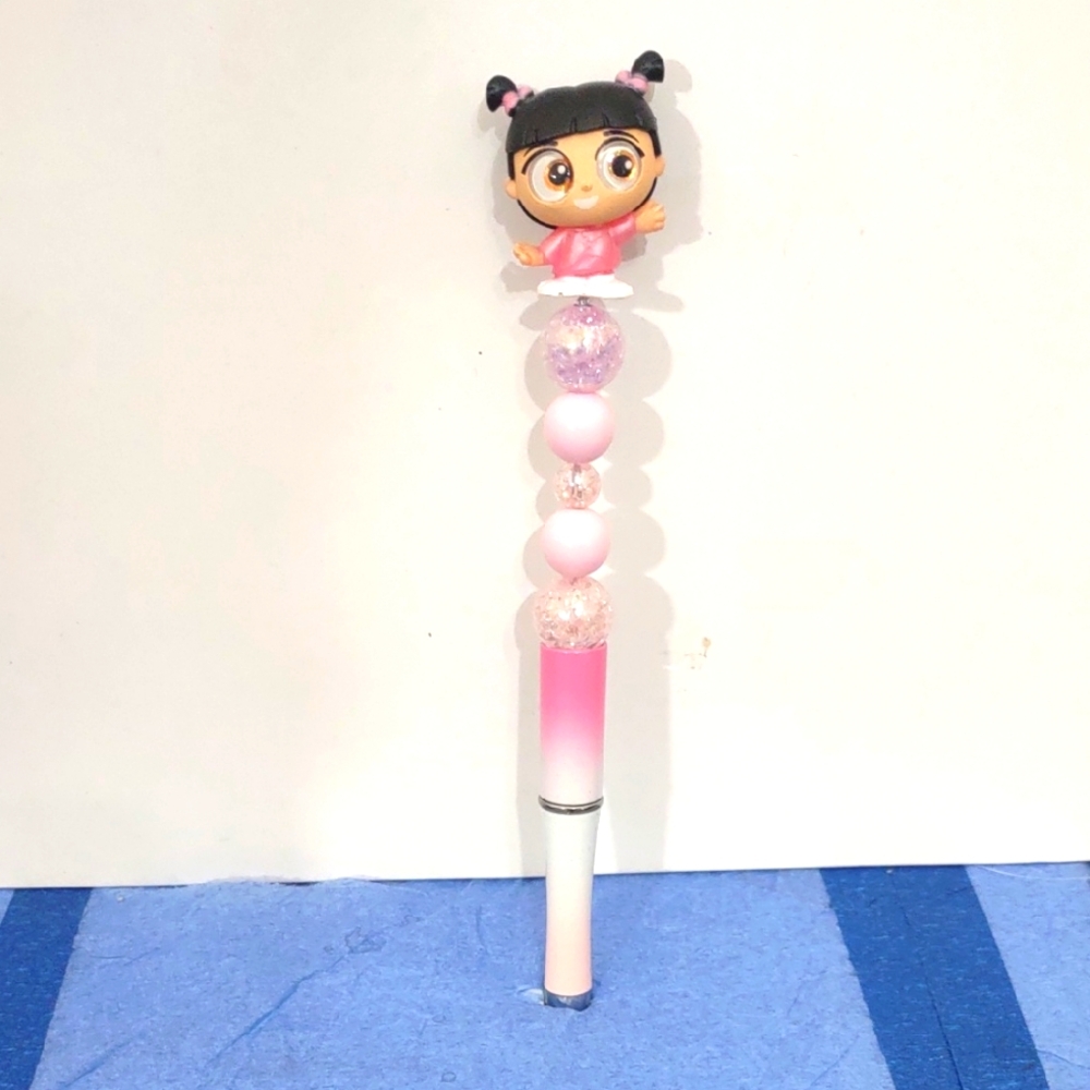 HANDMADE DISNEY DOORABLE BEADED PEN  MONSTERS INC (BOO)
